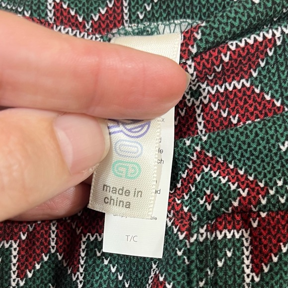 LuLaRoe 2XL Christmas Liv top with TC Christmas leggings - Picture 10 of 15
